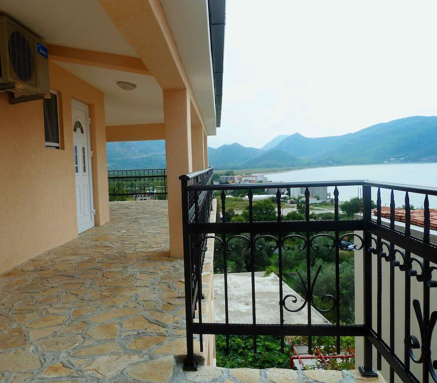 Apartments Papillon Podgorica Kamer foto