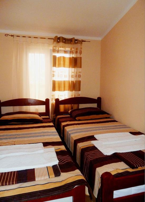 Apartments Papillon Podgorica Kamer foto